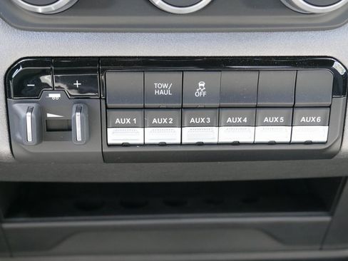 New 2024 RAM 3500 Tradesman image 17