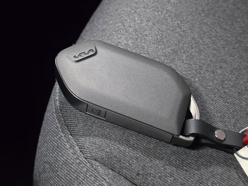 Used 2025 Kia K4 EX image 30