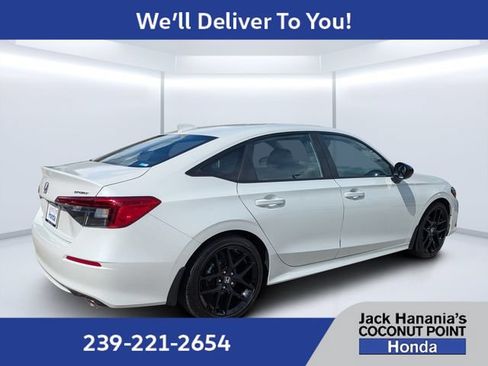 Used 2024 Honda Civic Sport image 3