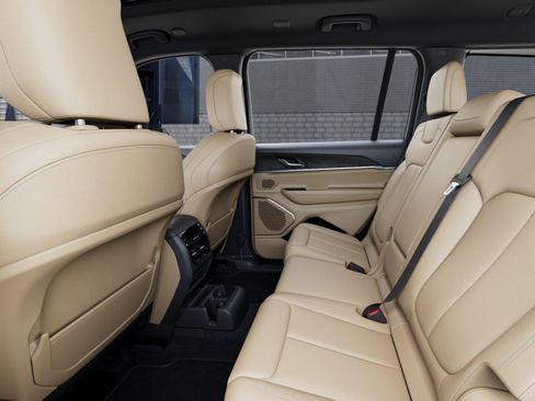 New 2026 Jeep Grand Cherokee L Limited AWD/4WD image 23