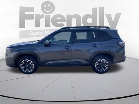 Used 2026 Subaru Forester Premium AWD/4WD image 2