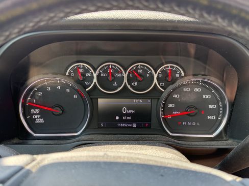 Used 2021 Chevrolet Silverado 1500 LT Trail Boss w/ Convenience Package II AWD/4WD image 13