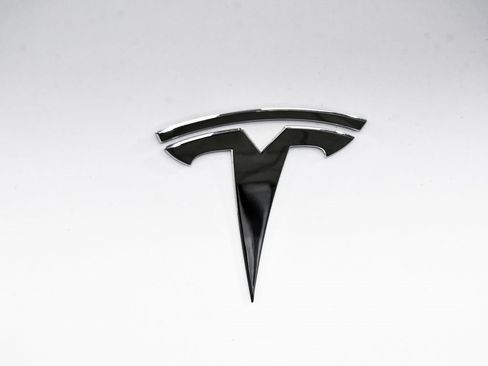Used 2022 Tesla Model Y Long Range image 83