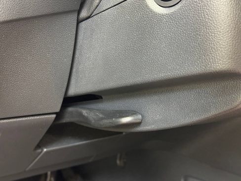 Used 2023 Volkswagen Atlas SE FWD image 39
