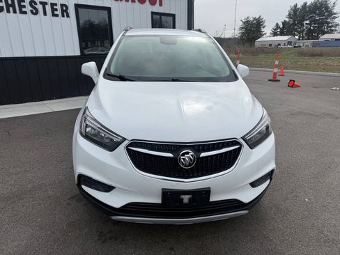 Used 2020 Buick Encore Preferred FWD image 3