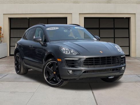 Used 2018 Porsche Macan image 33