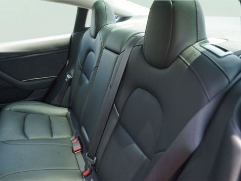 Used 2023 Tesla Model 3 Standard Range RWD image 14