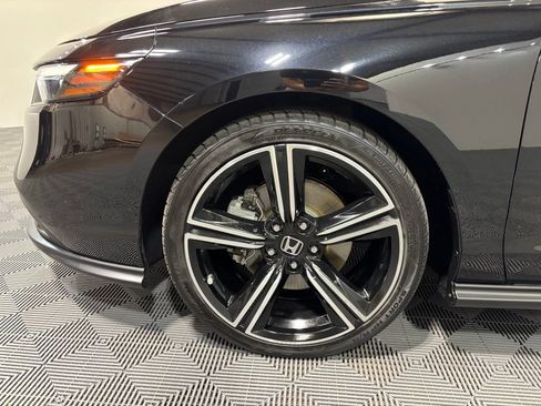Used 2023 Honda Accord Sport image 9