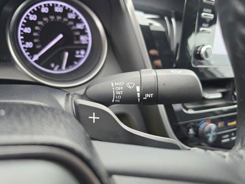 Used 2023 Toyota Camry SE image 29