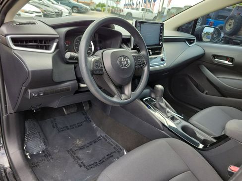 Used 2020 Toyota Corolla LE FWD image 8