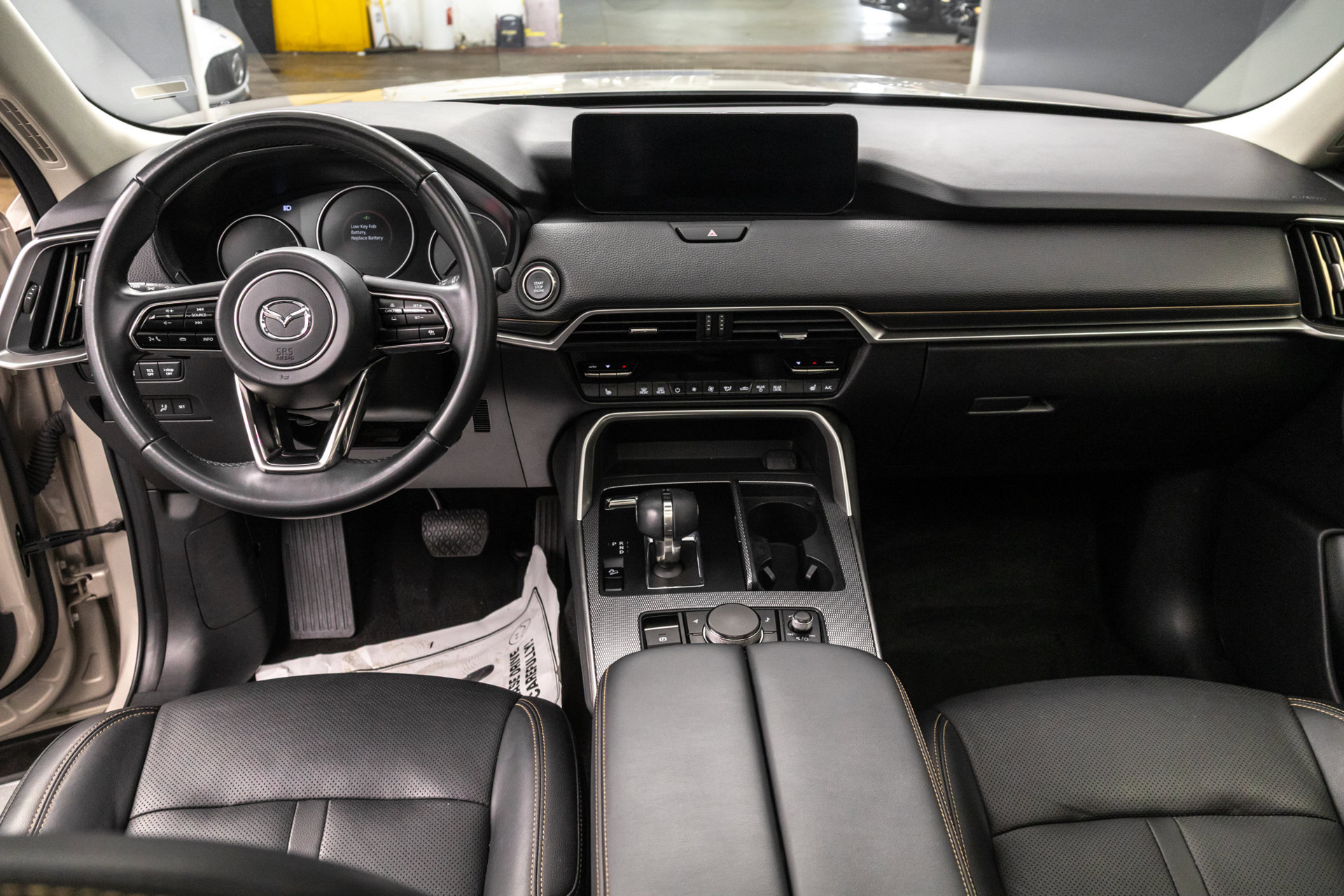 Used 2024 MAZDA CX-90 3.3 Turbo w/ Premium Package AWD/4WD image 32