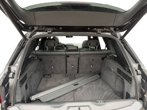 Used 2023 BMW X5 xDrive45e image 18