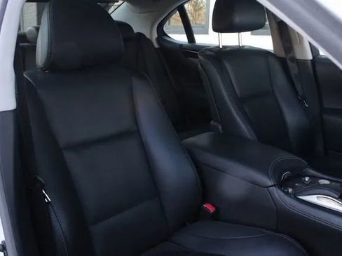 Used 2016 Lexus LS 460 AWD image 35