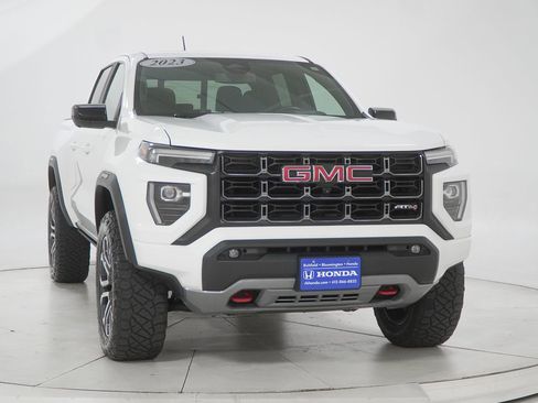 Used 2023 GMC Canyon AT4 w/ AT4 Premium Package AWD/4WD image 14