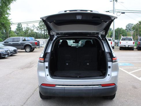 Used 2021 Jeep Grand Cherokee L Limited w/ Luxury Tech Group II AWD/4WD image 11