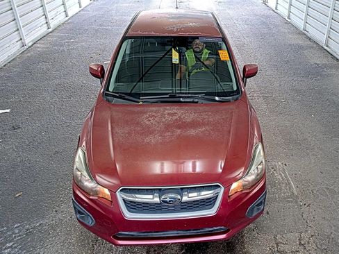 Used 2013 Subaru Impreza 2.0i Premium w/ Popular Pkg 2 AWD/4WD image 2