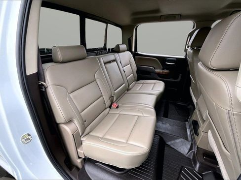 Used 2019 GMC Sierra 3500 SLT w/ Duramax Plus Package image 22