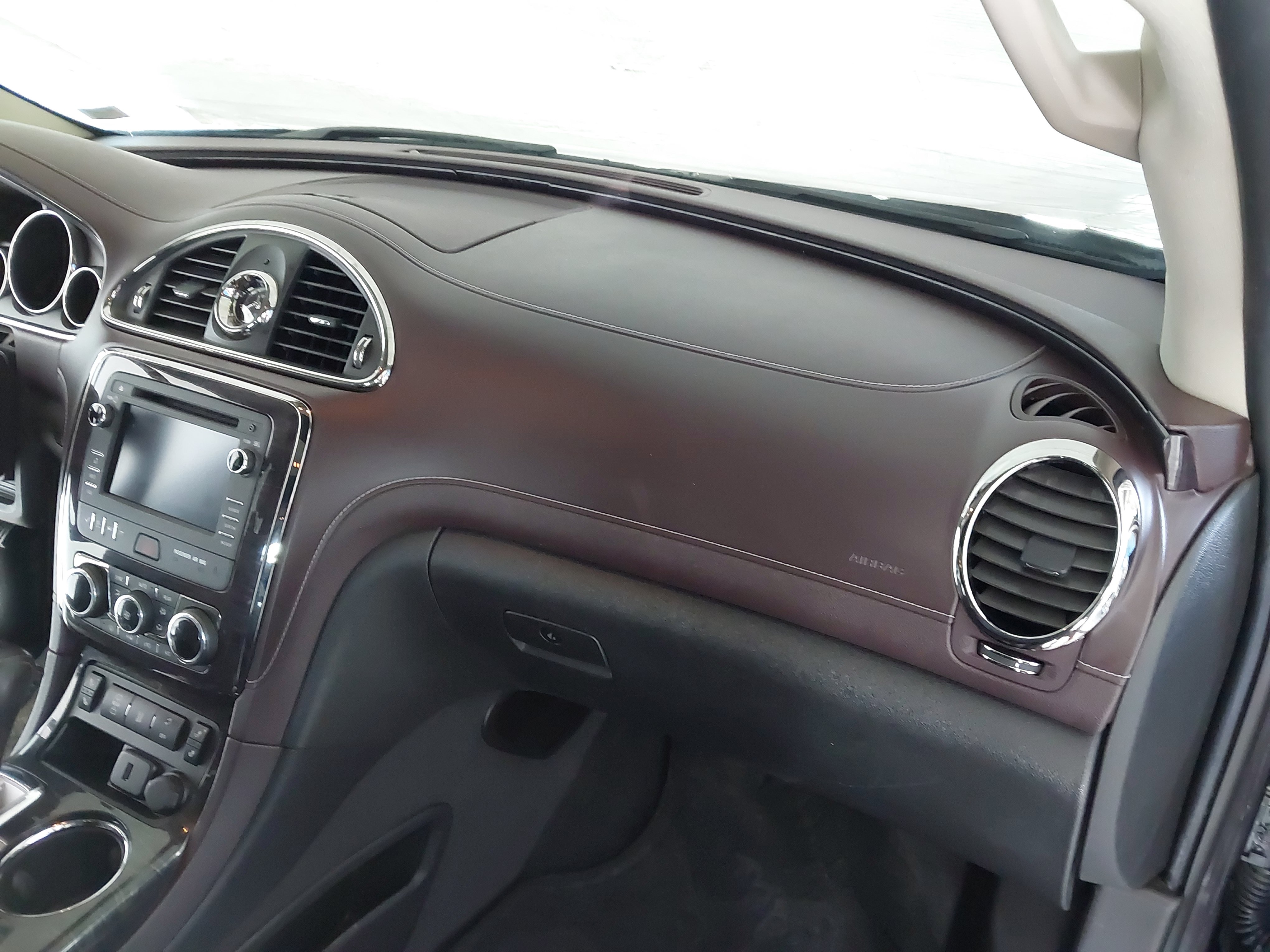 Used 2016 Buick Enclave Leather AWD/4WD image 29