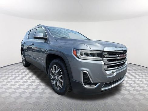 Used 2021 GMC Acadia SLE w/ Driver Convenience Package FWD image 3