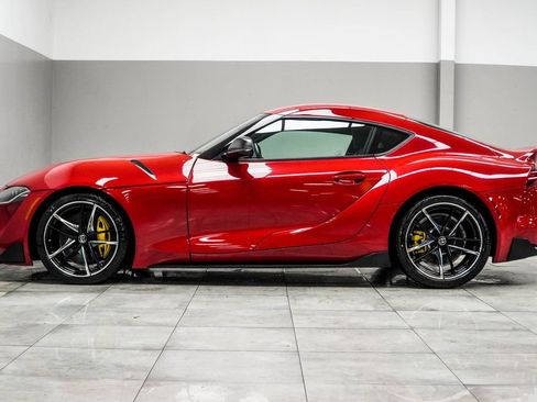 Used 2021 Toyota Supra w/ Safety & Technology Package RWD image 12