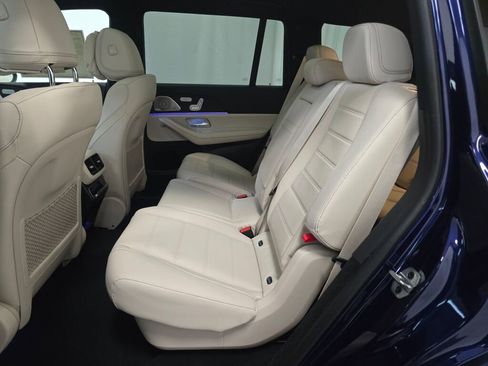 New 2026 Mercedes-Benz GLS 450 4MATIC image 19