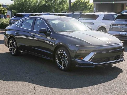 New 2026 Hyundai Sonata SEL FWD image 6