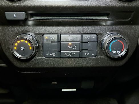 Used 2017 Ford F150 XLT w/ Equipment Group 301A Mid AWD/4WD image 14