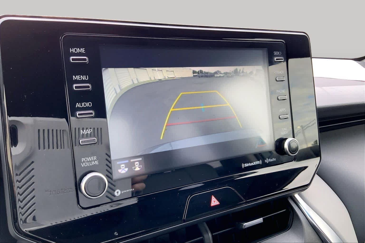 Used 2021 Toyota Venza LE AWD/4WD image 24