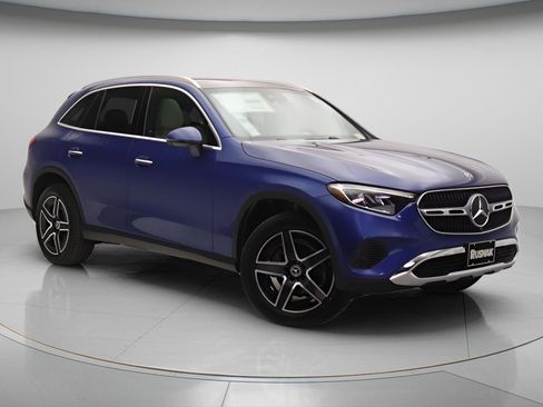 New 2026 Mercedes-Benz GLC 300 image 13