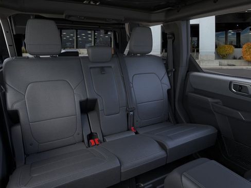 New 2026 Ford Bronco Big Bend w/ Black Diamond Package AWD/4WD image 11