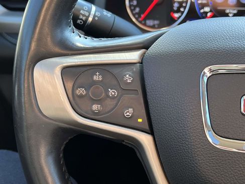 Used 2021 GMC Acadia Denali w/ Denali Ultimate Package image 23