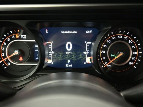 New 2025 Jeep Gladiator Rubicon w/ Convenience Group image 18