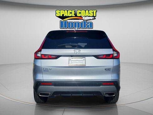 Used 2023 Honda CR-V Sport Touring image 4
