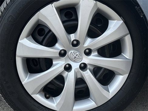 Used 2024 Toyota Corolla LE image 10