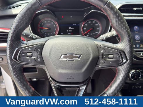 Used 2023 Chevrolet TrailBlazer RS w/ Sun and Liftgate Package FWD image 18