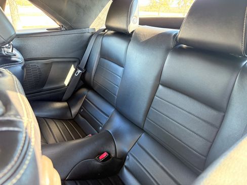 Used 2014 Ford Mustang Premium image 32