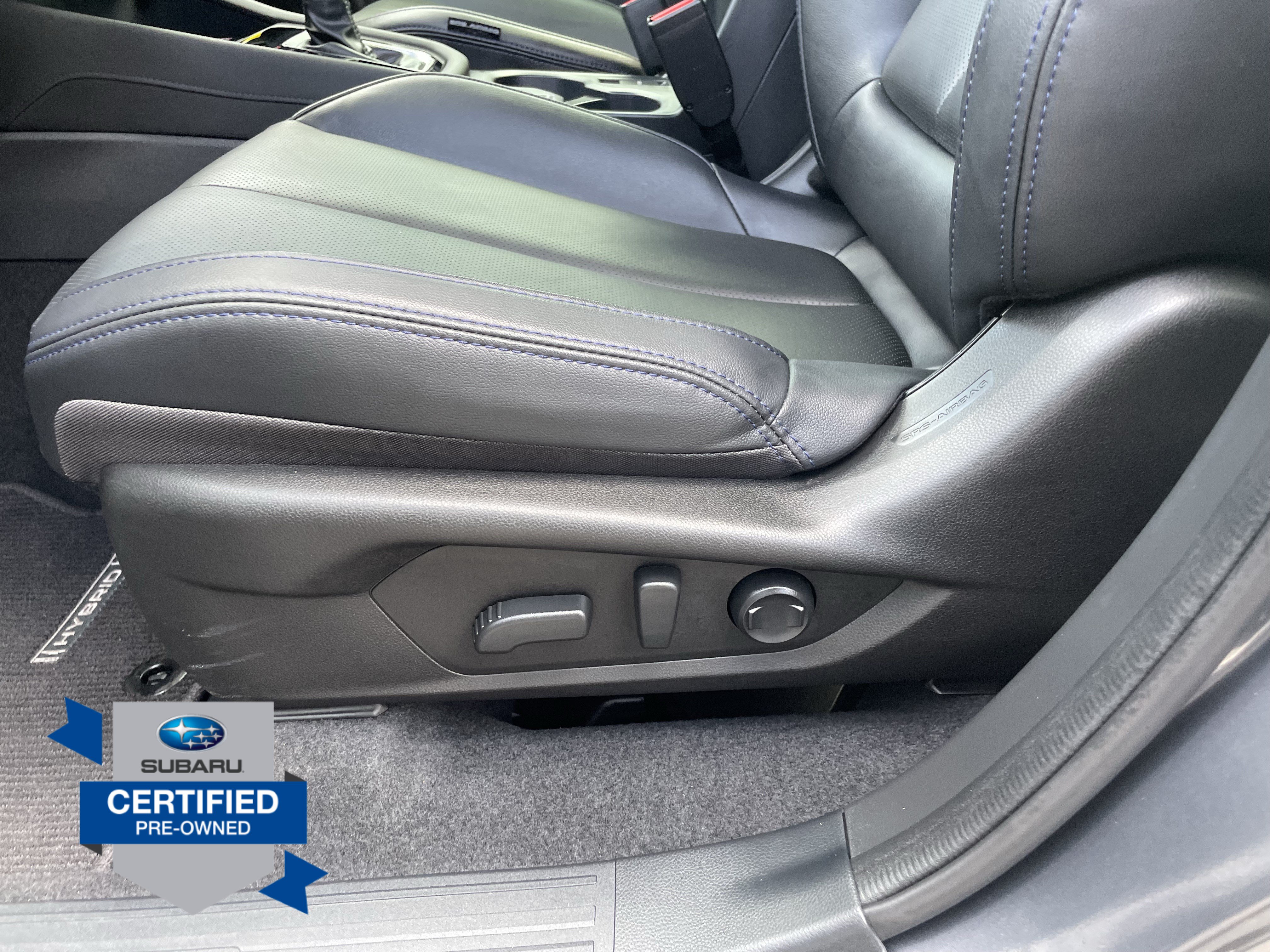 Certified 2025 Subaru Forester Limited AWD/4WD image 5