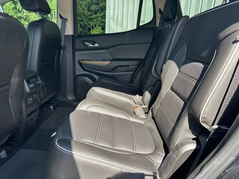 Used 2019 GMC Acadia Denali FWD image 21