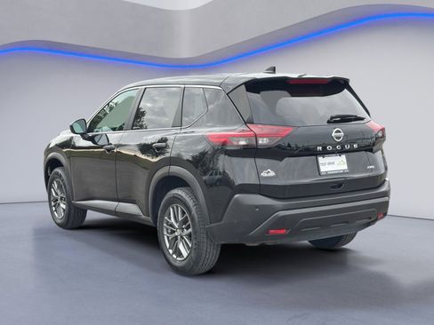 Used 2021 Nissan Rogue S image 10