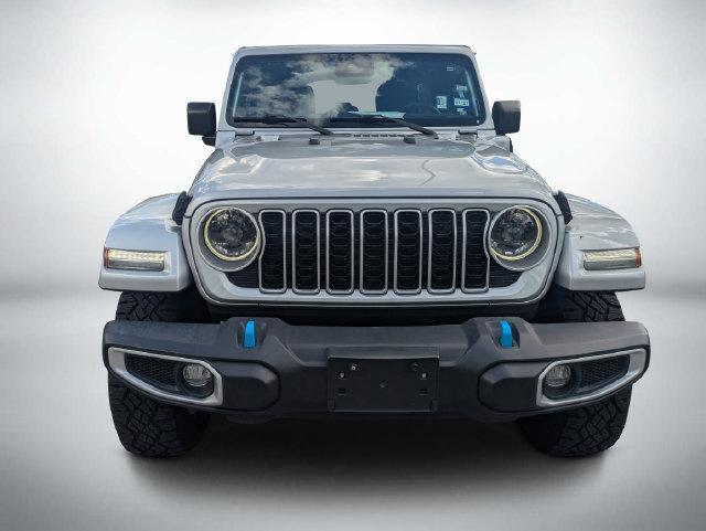 Used 2024 Jeep Wrangler Unlimited Sahara AWD/4WD image 9