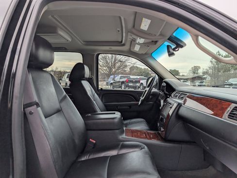 Used 2012 Chevrolet Tahoe LTZ image 26