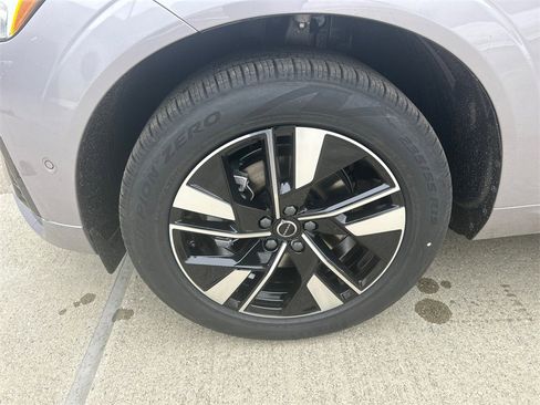 New 2026 Volvo XC60 B5 Plus w/ Protection Package Premier image 8