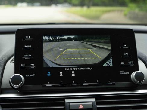 Used 2020 Honda Accord LX image 31