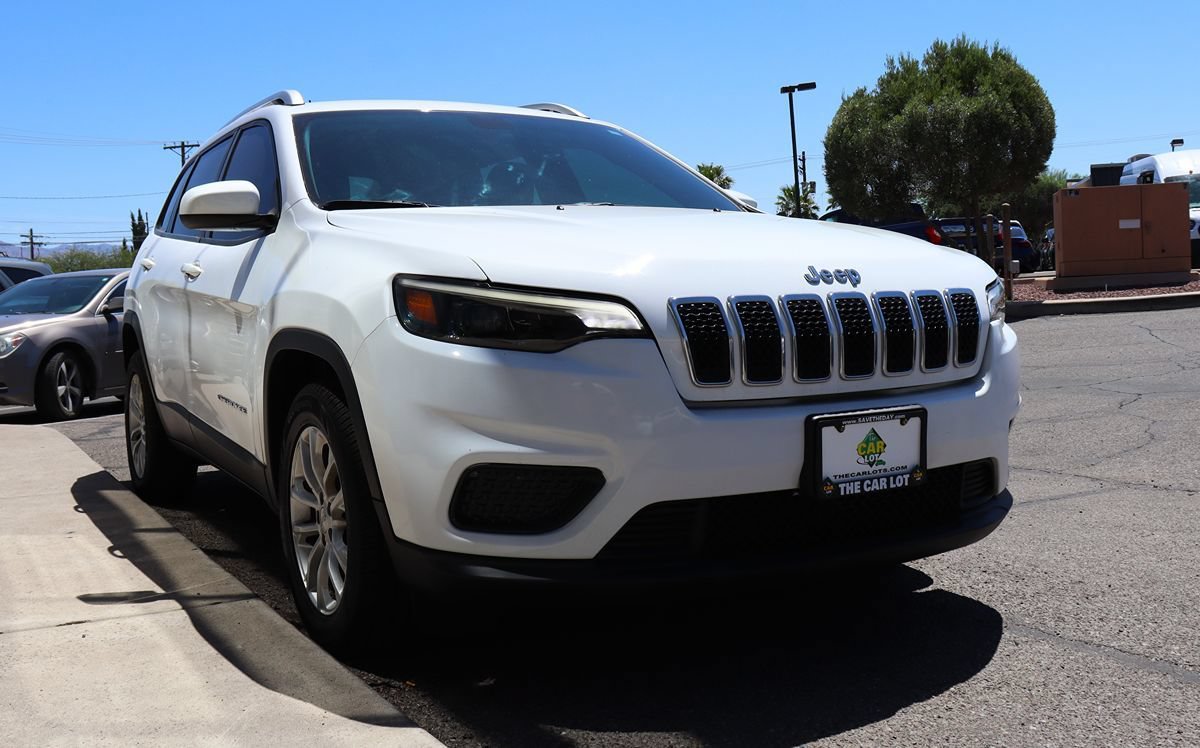 Used 2020 Jeep Cherokee Latitude FWD image 18