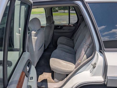 Used 2005 Isuzu Ascender S RWD image 29