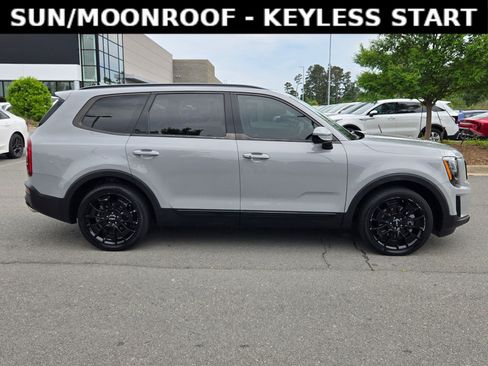 Used 2022 Kia Telluride SX w/ SX Prestige Package AWD/4WD image 8