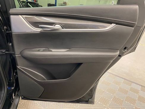 Used 2023 Cadillac XT5 Sportv image 11