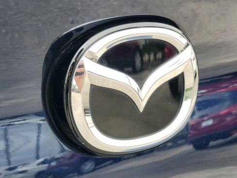 Used 2019 MAZDA MAZDA3 Sedan w/ Preferred Package image 31