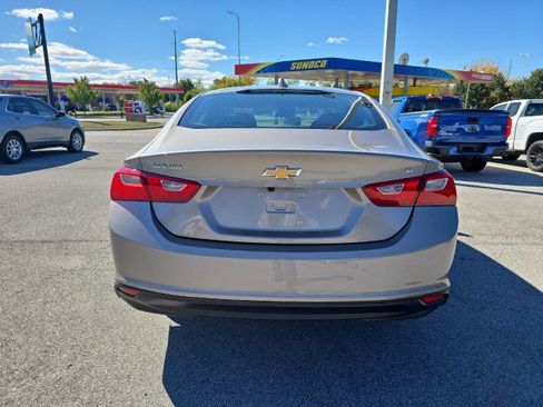 Used 2023 Chevrolet Malibu LT image 7