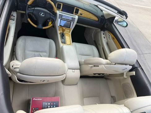 Used 2003 Lexus SC 430 Convertible RWD image 18